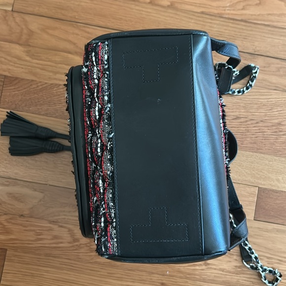 Tory Burch Fleming red/black tweed /leather backpack - Picture 7 of 7